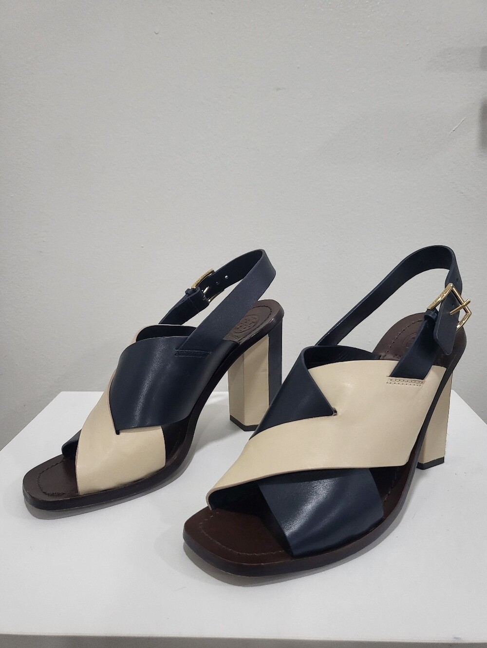 Tory Burch Bleecker Navy & Cream Slingback Sandal - Size 8